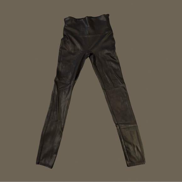 SPANX Women’s Faux Leather Leggingss - Picture 1 of 14